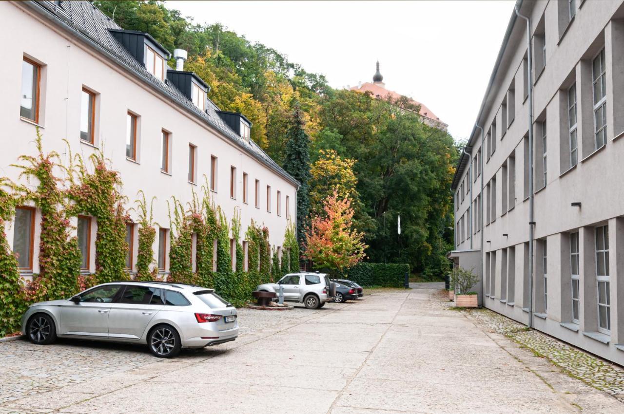 Cett Hotel Namest nad Oslavou Luaran gambar